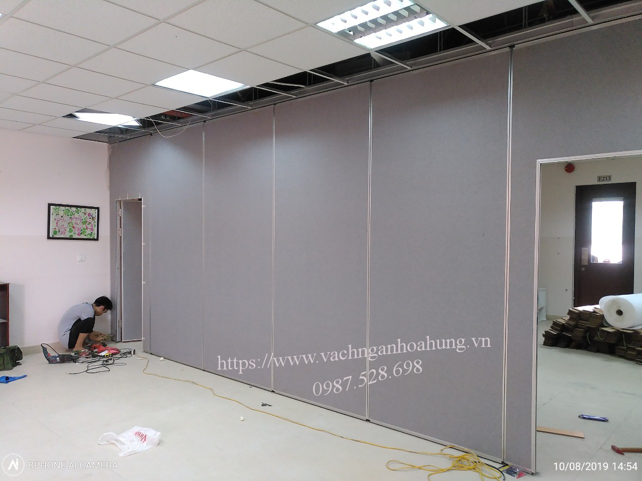 Thi Công Vách Di Động Theo Yêu Cầu