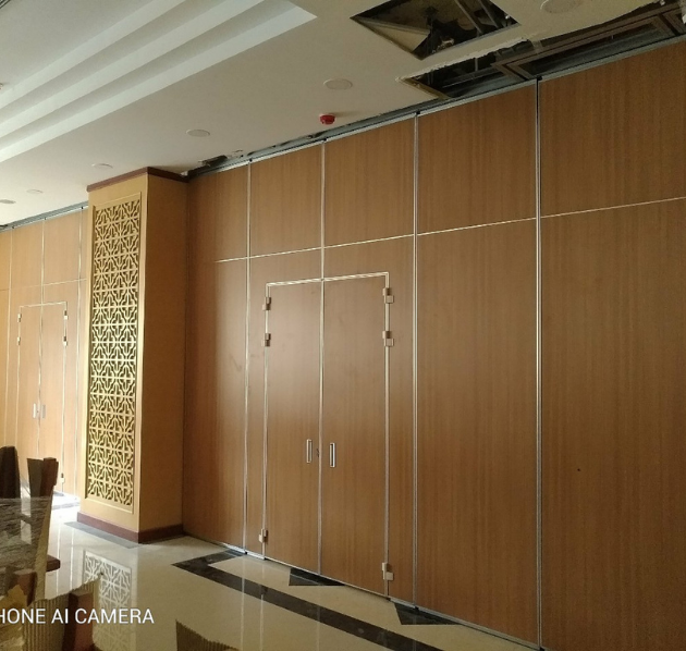 Vách ngăn phòng sự kiện