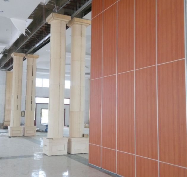 Vách ngăn phòng hội nghị